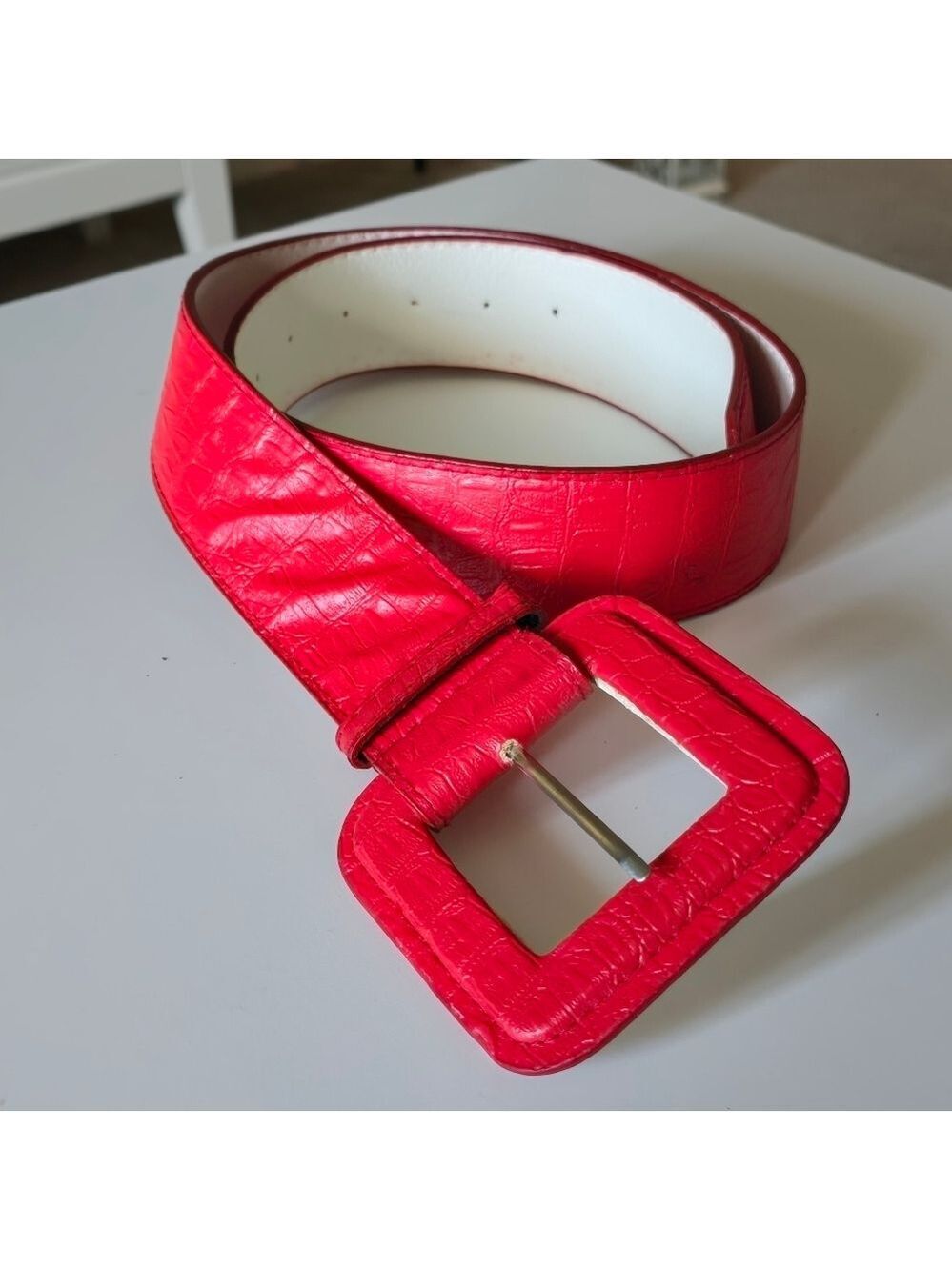 Vintage wide red statement belt